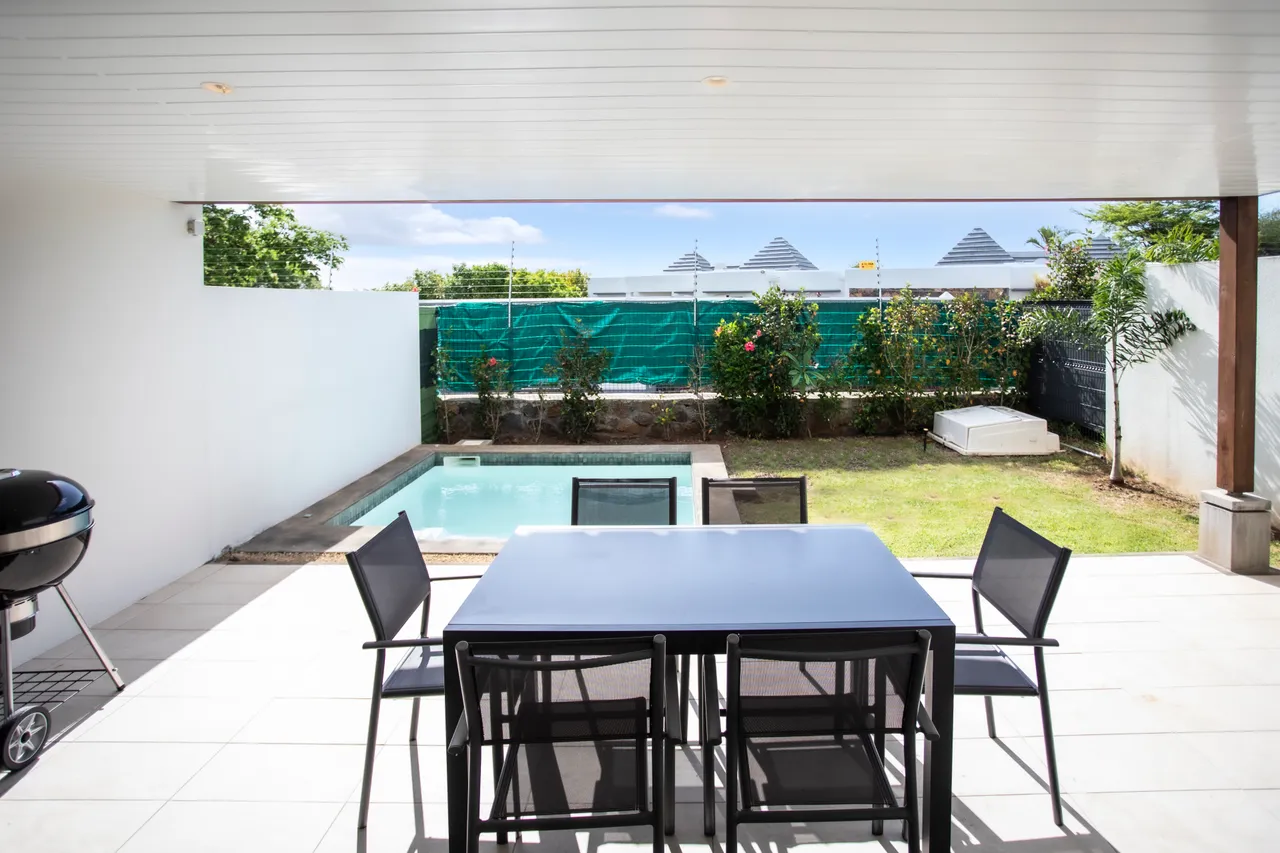 Terrasse vers le jardin